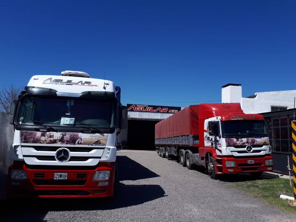 Camiones de Transporte Aguilar